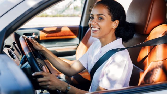 woman driving in saudi arabia
